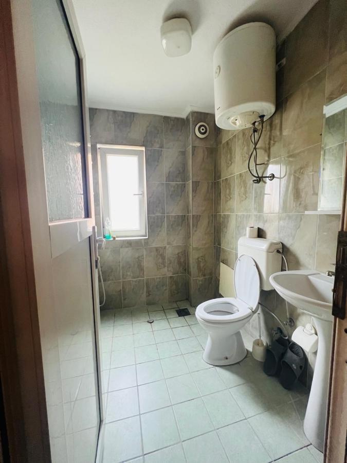 Guest House Velania Prishtinë Luaran gambar